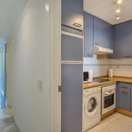 Pass The Keys Beautiful Flat With Sea Views * Marbella